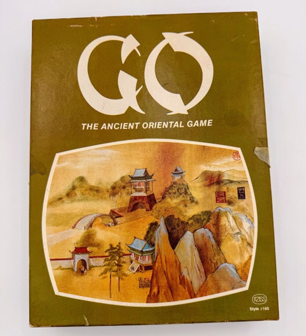 Vintage 1974 Reiss Games GO: The Ancient Oriental Game Complete with Book